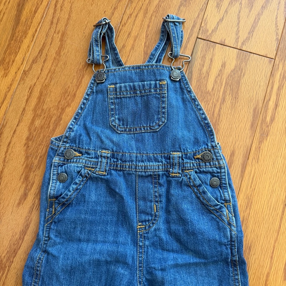 Old Navy Blue Denim Kids Boys Overalls 18-24 months m - Picture 2 of 8